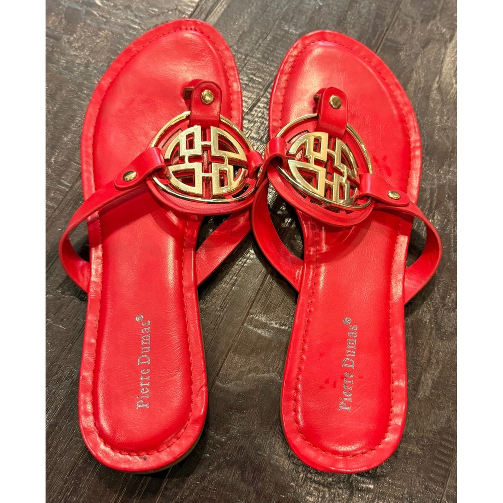 Pierre Dumas Womens 9 Sandals Red Thong Gold Medallion Flat Summer Shoes Preppy